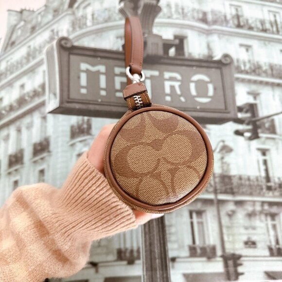 Coach CP475 Nolita Barrel Bag In Signature Canvas IN KHAKI SADDLE - Picture 4 of 8